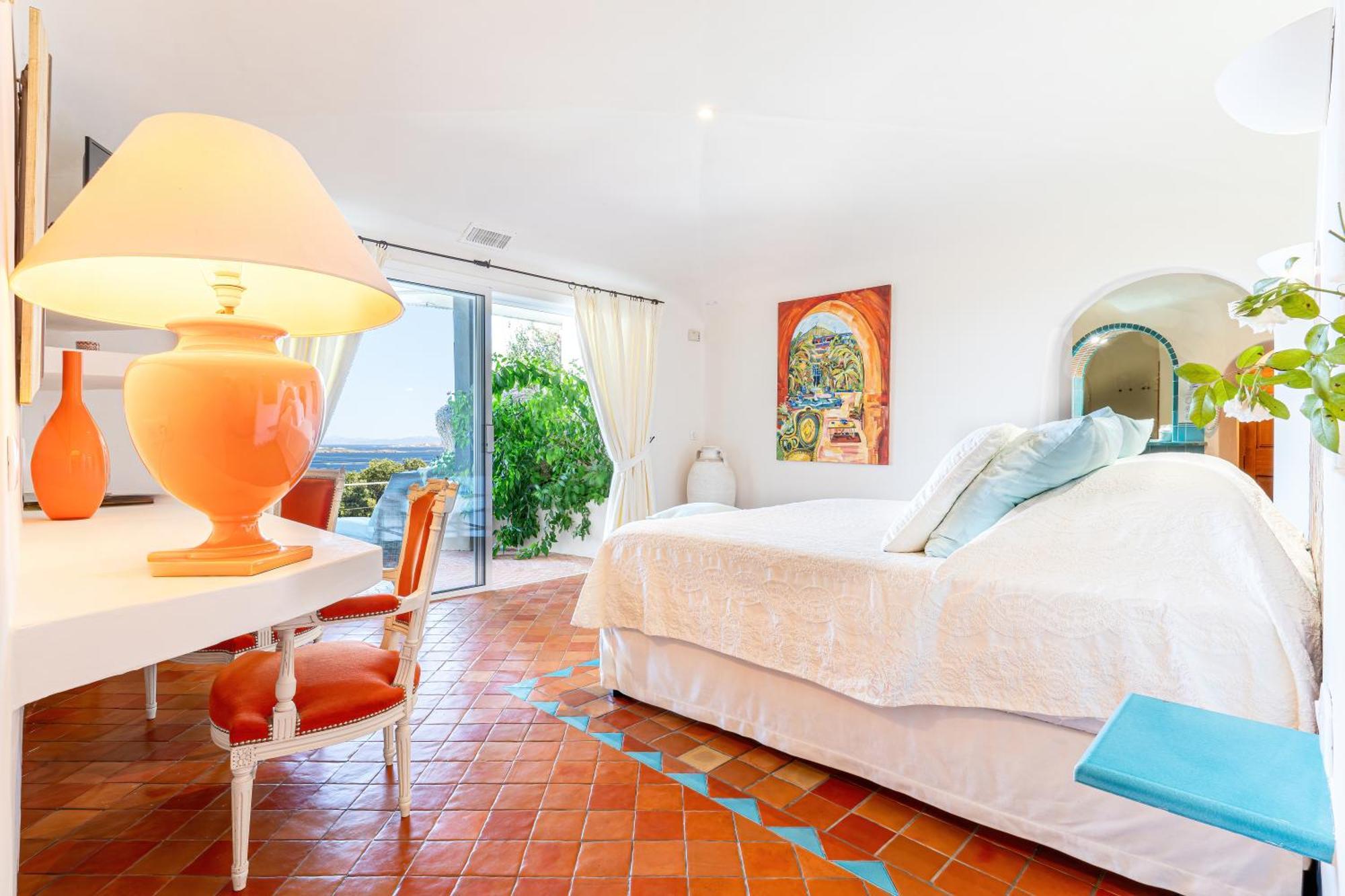 Marina Di Cavu Bed & Breakfast 4*