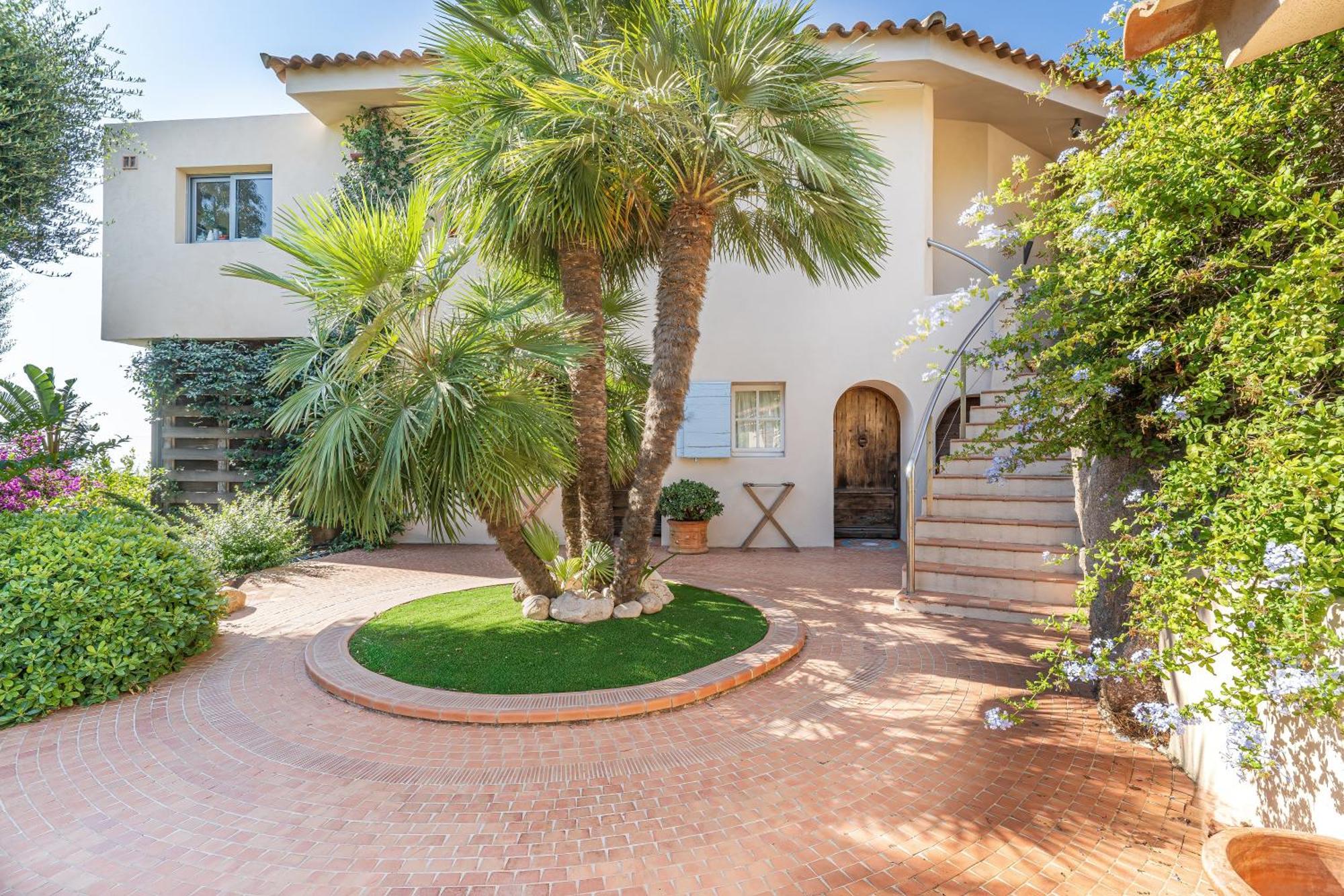 Marina Di Cavu Bed & Breakfast
